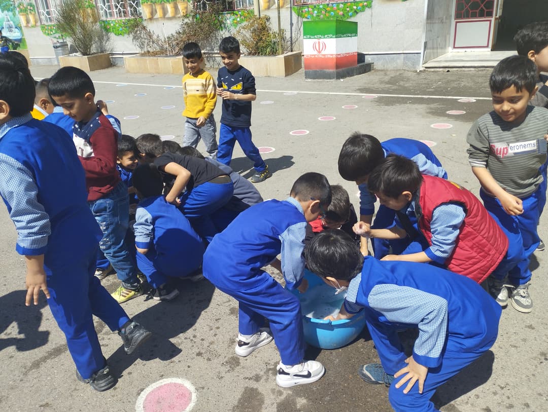 دبستان و پیش دبستانی پسرانه غیردولتی استقلال